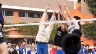 [Volleyball/Class/Chengdu No.7 Middle School] "What? Seniors can also have a volleyball game?!"