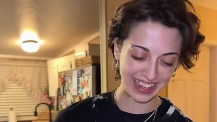 POV: Meeting My Girlfriend for the First Time—Only to Find Out She’s a Girl… and My Reaction!