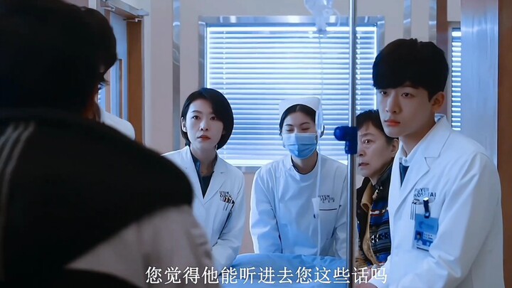 Hai bệnh nhân đều cần được ghép thận ngay lập tức, nếu không sẽ nguy hiểm đến tính mạng, nhưng chỉ c