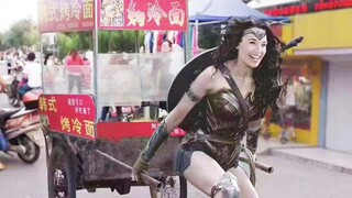 “笑死...这又是什么版本的？毫无违和感！”
