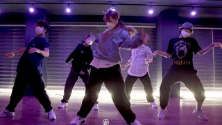 粉发帅气姐姐Bada Lee编舞CB单曲On Me