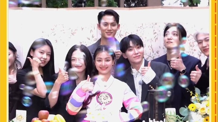 อายุ 28 ปี งาน 20 ปี พรีวิวปาร์ตี้ครบรอบ 20 ปีของการเข้าบริษัทของพักจีฮเย