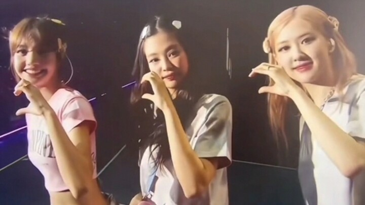 Diễn tiểu phẩm dễ như ăn cơm.