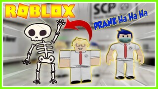 AKU PRANK BANG CUPU JADI TENGKORYAK,, HA HA HA!!! ROBLOX MIKOCIL