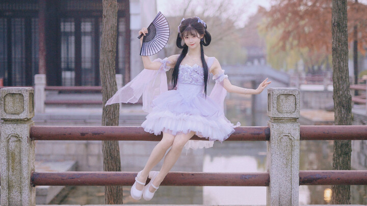 So cute when she bounces and hops! [Ma Bu Yao] New Year Sweet Girl Version