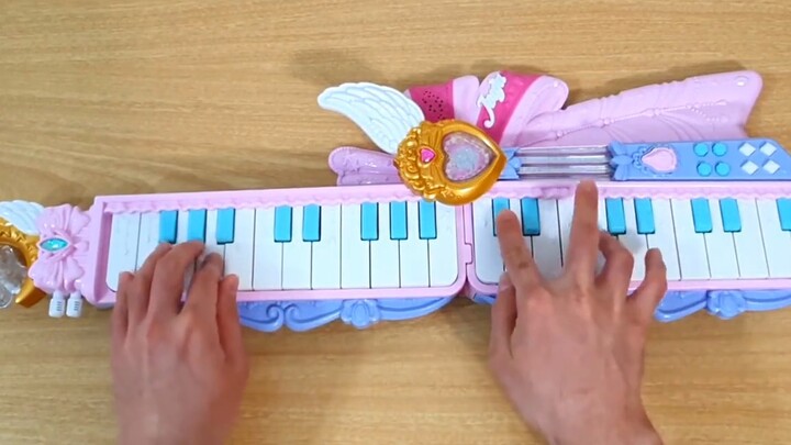 เล่น "アイドル" ของ YOASOBI กับเปียโนของเล่น (ไอดอล)