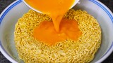 You've Never Seen This Way Of Making Instant Noodles Before!