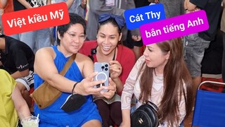 Việt kiều Mỹ ghé thăm, DIVA Cát Thy bắn tiếng Anh cười bể bụng - Ẩm thực Cha Rồng