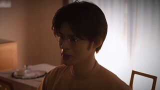"Với âm thanh treo cổ, tình yêu thuần khiết xuất hiện." Anh hứa với em tình yêu Nghìn Lẻ Một Đêm...