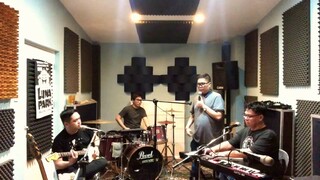 Malinaw Na Malabo Na Tayo (LIVE) by The Itchyworms