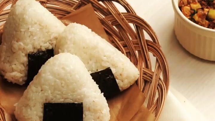 [Cookat Việt Nam] Cơm Nắm Nhân Thập Cẩm