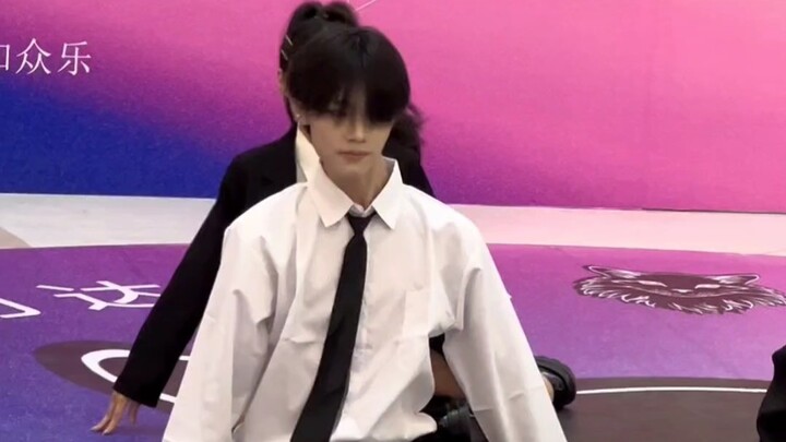 【I AM】This young master's strength is amazing!!!