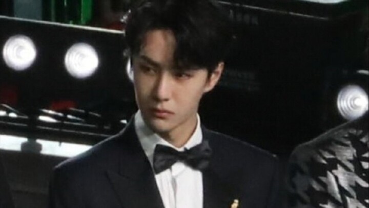 Ya ampun!!! Nonton dari sudut pandang orang awam secara dekat, Wang Yibo benar-benar ganteng bikin m