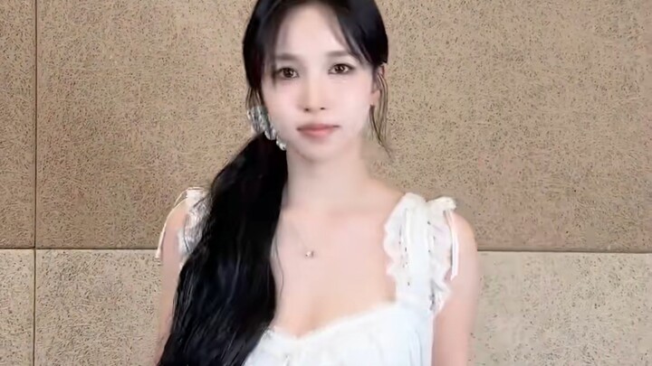 กระต่ายน้อยเก้าตัวกระโดดไปมาน่ารักมาก