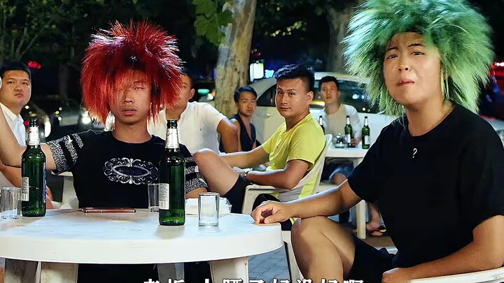 Vậy thì trong mấy vị khách này, rốt cuộc ai sốt ruột hơn đây?!