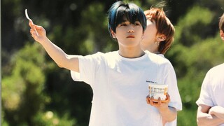 【لي تاي يونغ】هذان الفيديو الخاصان بـ "شياو رونغ" يمكنني الضحك عليهما لمدة عام كامل