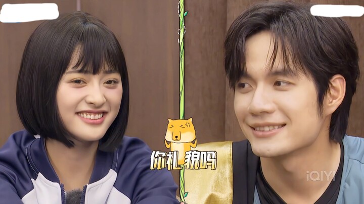 العرض الكوميدي الممتع للقمر تشي 2.0