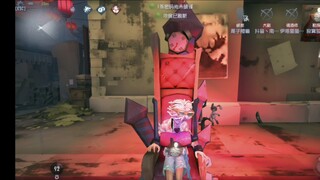 寂寞独角戏直播被战乙女鞭尸，直言fw监管就喜欢这样，弹幕：被溜破防了