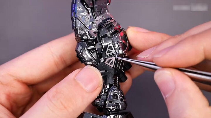 Versi aslinya terjual seharga 8.000? Perakitan imersif Long Dragon Midnight Black Strike Freedom!