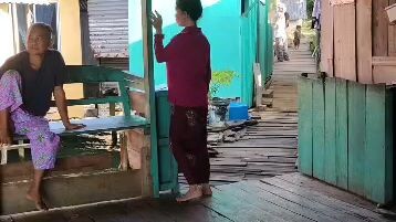 Santai Petang Di Pulau Bum Bum Semporna, Sabah, Malaysia