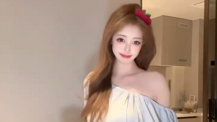 รักเที่ยวภูเขากับเสื้อคลุมสีน้ำเงิน