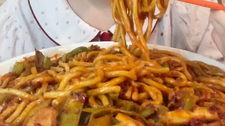 【Xiao Shi Nai Xiong】Hari ini mengumpulkan lemak, makan otot perut