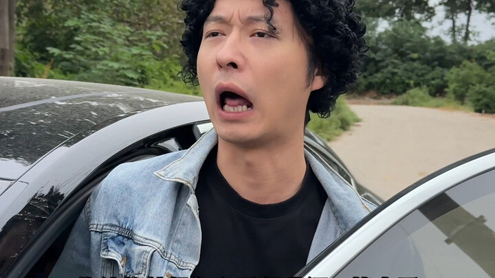 ตอนเด็กพี่ชายเคยห้าวแค่ไหน ปีนกำแพงไปเล่นบ้านเพื่อน