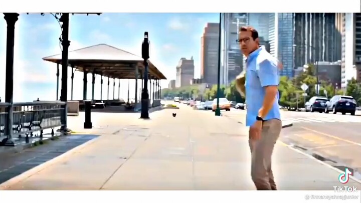 Enak ya di Game Bisa punya Perisai  avengers🤣🤣🤣