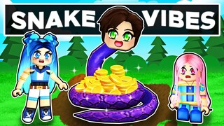 Transforming into a SNAKE in Roblox!