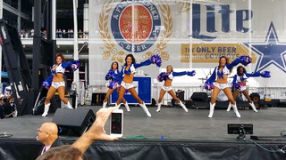 American cheerleaders are awesome