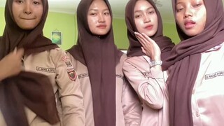 kalo semuanya licin kaya gini kan enak🥵