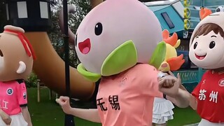 无锡“水蜜桃”小姐姐成功把无锡队变成支持度最高的队伍之一！