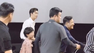 How hard do you work to attract the attention of idols?