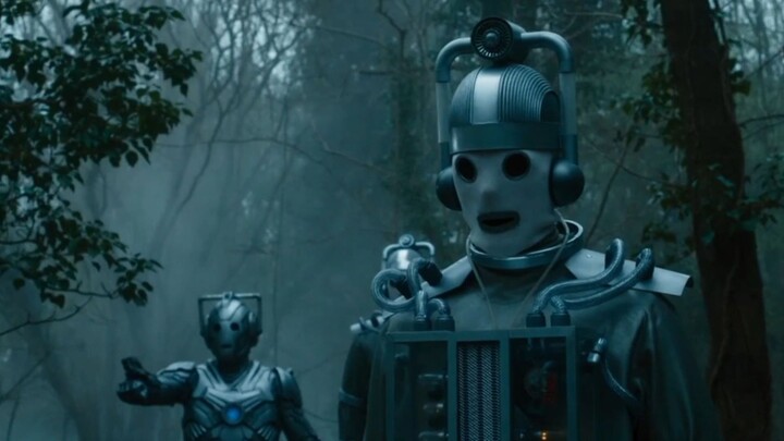 Cybermen action in: 'World Enough and Time/The Doctor Falls' (2017)