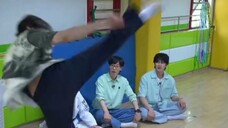Orang Kaya Tertarik Yoo Yeon Suk: Tendangan backspin tidak perlu dipikirkan lagi, nunchaku juga bagu