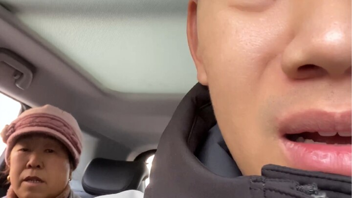 Không đi chung xe nữa!