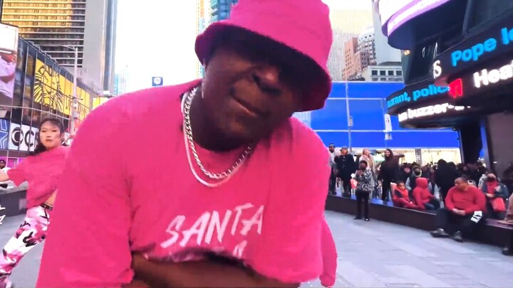 [YouTube] (G)I-DLE's "MY BAG" cover at Times Square, New York, USA