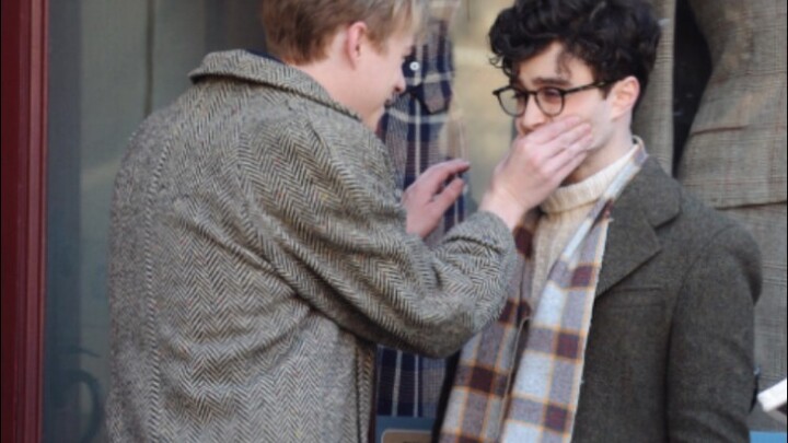 Tài sản gia đình hóa ra lại nổi tiếng trên mạng quốc tế, hôm nay rốt cuộc là ngày gì vậy?