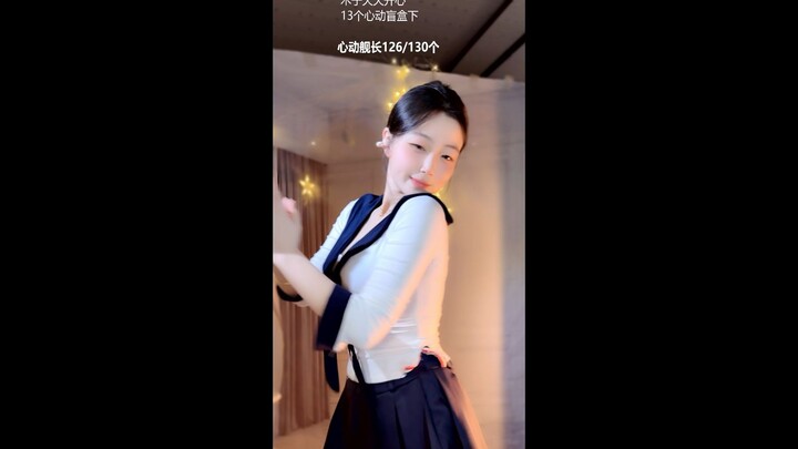 Wishing the brothers great wealth—Live Stream Clip: Let's Dance for Fortune