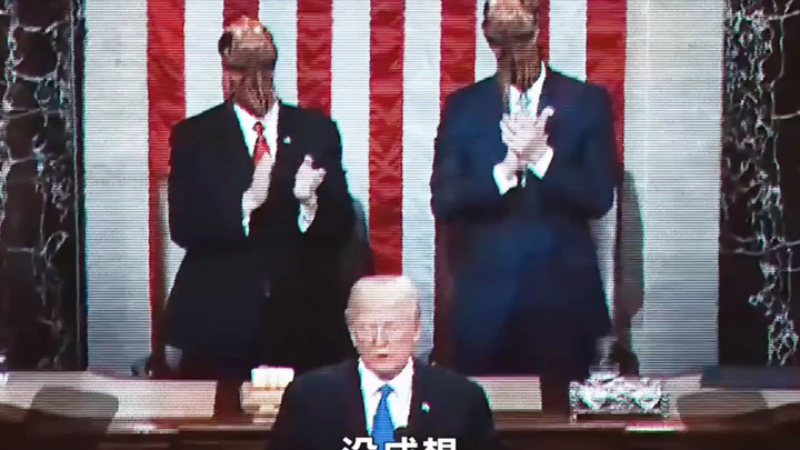 Man wakes up to find the streets swarming with squid monsters