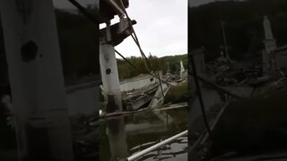 The bridge across the Seversky Donets in Svyatogorsk now is partially destroyed #UkraineRussiaWar
