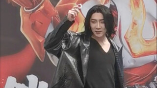 นายพลด้วนมูแปลงร่างทันที! นาวา! นาวาแห่งไฟ! กลืนพลังแห่งเปลวเพลิงอันดุเดือด! การประชุมหนานจิงซูเฟิง!