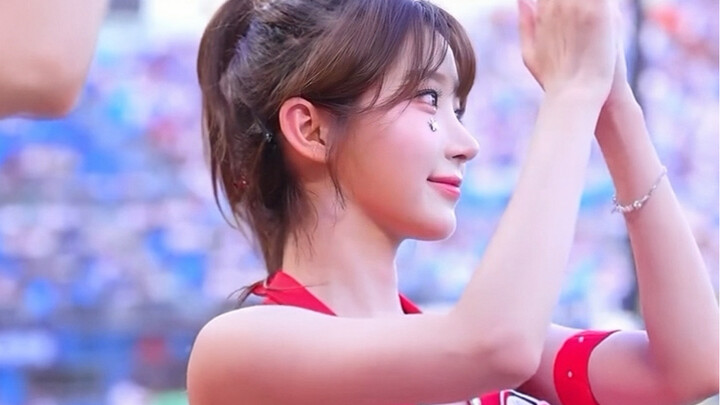 Ah! Musik dukungan yang begitu dahsyat!