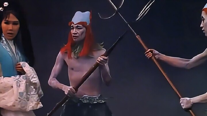 ผีสาวไปเยือนยมโลกเพื่อชมนรก แต่กลับถูกเจ้าหน้าที่ยมบาลเรียกเก็บค่าผ่านทาง