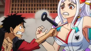 Luffy pulls Yamato's bra on his way to save Momonosuke || ONE PIECE
