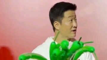 The Wandering Earth 2 Wu Jing and Guo Fan The green onions given by Shandong audiences are quite nic