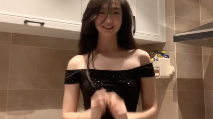 Ngomong-ngomong, bicara soal speaking IELTS, kamu…