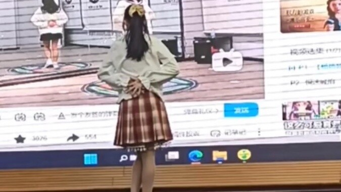 [Xiaoyu] Maafkan aku karena bersikap lucu (panggung bebas aplikasi)