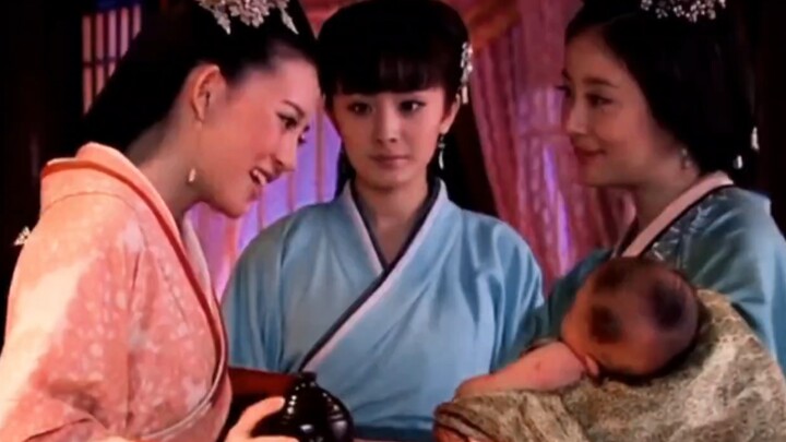 Putriku tak bisa menjadi permaisuri lagi, tapi cucu perempuanku bisa.