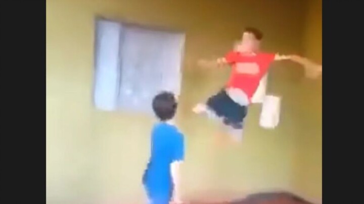 This kick embodies my ten years of martial arts cultivation—can you handle it, Lao Di?!